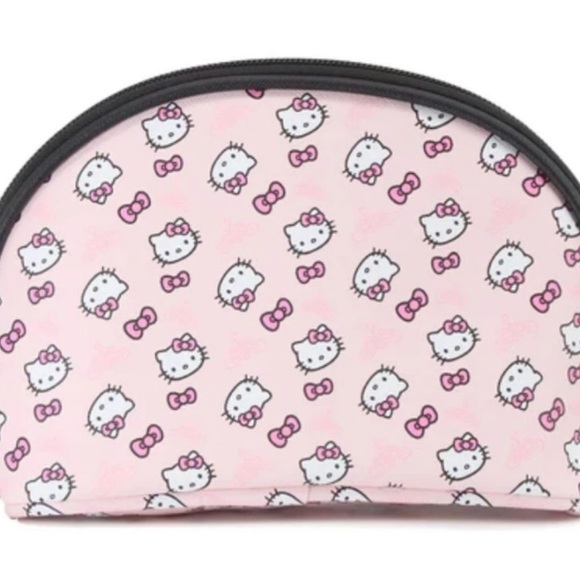Hello Kitty Clearance Price is Firm! Impressions Vanity Travel Bag Set (P030) - Picture 6 of 7